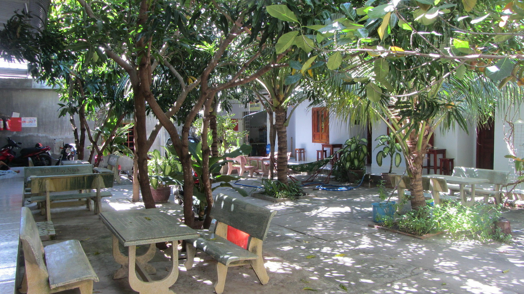 Duc Thao Guest House Mũi Né Exterior foto